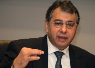 B. Κορκίδης: Αυλαία των χειμερινών εκπτώσεων με υποτονική αγοραστική κίνηση