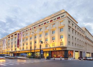 Ideal Holdings: Ολοκληρώθηκε η εξαγορά των πολυκαταστημάτων Attica