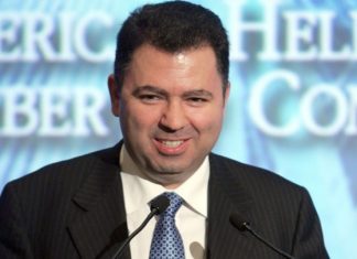 Η ELFE του Λαυρέντη Λαυρεντιάδη πληρώνει μισθούς σε εργαζόμενους που δεν τους επιτρέπει να μπουν στο εργοστάσιο.