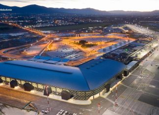 “Πετάει” η επιβατική κίνηση στα αεροδρόμια της χώρας – Αύξηση 5,2% στην επιβατική κίνηση και 3,8% στις κινήσεις αεροσκαφών το ά εξάμηνο του 2025