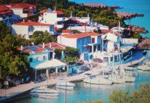 Με 600 χορευτές και 20 παραδοσιακά συγκροτήματα από την Ελλάδα και την Κύπρο «υποδέχτηκε» η Αλόννησος την έναρξη της κύριας θερινής σεζόν