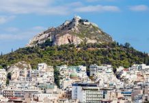 Την ανάπλαση του Λόφου του Λυκαβηττού στηρίζει η Airbnb