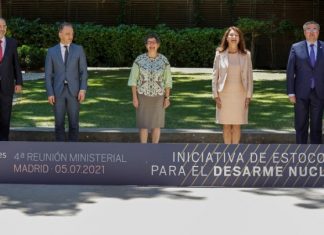 Δεκαέξι χώρες καλούν σε «χειροπιαστά» βήματα για να μειωθούν τα πυρηνικά οπλοστάσια