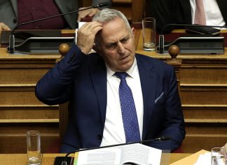 Εμπλοκή στον ανασχηματισμό – Τελική άρνηση και αποχώρηση Αποστολάκη