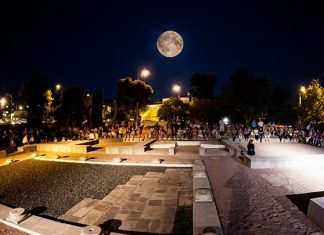 Από το Διδυμότειχο μέχρι την Καστοριά γιορτάζεται η αυγουστιάτικη πανσέληνος