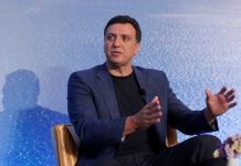 Κικίλιας: Πάνω από 3 εκ. Βρετανοί στην Ελλάδα το 2022, νέες πτήσεις και επέκταση της τουριστικής περιόδου