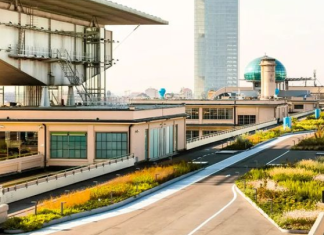 Κήπος με 40.000 φυτά στην πίστα δοκιμών του εργοστασίου Lingotto της Fiat