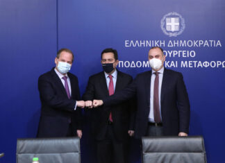 Έπεσαν οι υπογραφές για την αναβάθμιση του αεροδρομίου Χίου