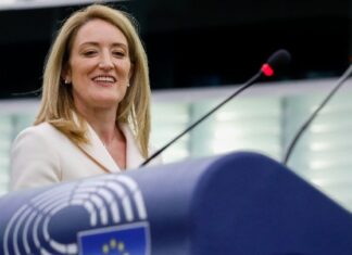 Ρομπέρτα Μετσόλα, μια πρόεδρος του Ευρωπαϊκού Κοινοβουλίου που αποτελεί καθαρό προϊόν της ΕE