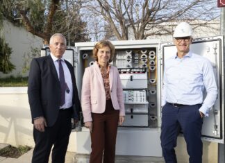 Στην Ελλάδα ο CEO της Deutsche Telekom – Επισκέφτηκε έργα εγκατάστασης δικτύου οπτικών ινών (εικόνες)