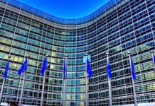 Κομισιόν: Εύσημα για την αποτελεσματικότερη αξιοποίηση της δημόσιας περιουσίας – Εντός πλαισίου οι ιδιωτικοποιήσεις