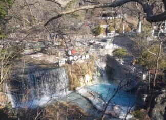 Τα Εμιράτα «ψηφίζουν» τους καταρράκτες των λουτρών Πόζαρ για διακοπές