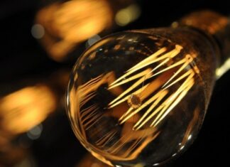 ΕΚΠΟΙΖΩ: Κατακόρυφη αύξηση σημειώνουν οι καταγγελίες των καταναλωτών για το ενεργειακό κόστος