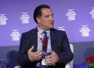 Delphi Economic Forum – ‘Αδ. Γεωργιάδης: Δεν πρέπει να βλέπουμε την φαρμακοβιομηχανία ως πρόβλημα στον προϋπολογισμό