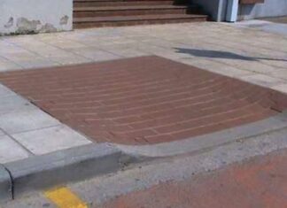 Ανακατασκευάζονται 410 πεζοδρόμια στο κέντρο και τις γειτονιές της Αθήνας