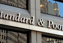 S&P: Αναβάθμισε το ελληνικό αξιόχρεο σε BBB με σταθερές προοπτικές