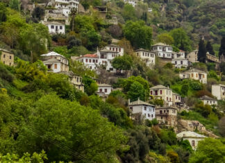 ΥΠΕΝ: ξεκινούν οι μελέτες για οριοθετήσεις παλαιών οικισμών και την αναγνώριση δημοτικών οδών