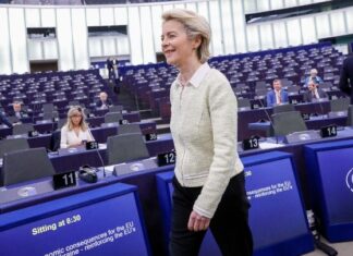 Ούρσουλα φον ντερ Λάιεν: Σύντομα σε λειτουργία νέοι τερματικοί σταθμοί LNG σε Ελλάδα, Κύπρο και Πολωνία