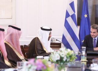 Συνάντηση Κ. Μητσοτάκη – υπουργού Επενδύσεων Σ.Αραβίας: Μεγάλη σημασία αποδίδει η Ελλάδα στην στρατηγική εταιρική σχέση με τη Σαουδική Αραβία