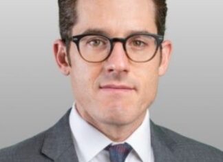 Ενδιαφέρον αναπτυξιακής τράπεζας των ΗΠΑ για επενδύσεις στην Ελλάδα σε υποδομές υγροποιημένου φυσικού αερίου, ανανεώσιμων πηγών ενέργειας