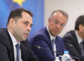 Fuel Pass 2: Από τέλη Ιουλίου η πλατφόρμα – Έως 45.000 ευρώ εισόδημα για την επιδότηση στα καύσιμα