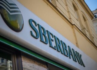 Η ρωσική οικονομία θα χρειαστεί μια δεκαετία για να επιστρέψει στα επίπεδα προ των κυρώσεων, λέει η Sberbank