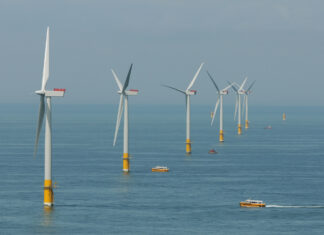 «Συνεταίροι» ΕΛΠΕ και RWE στα θαλάσσια αιολικά της Ελλάδας