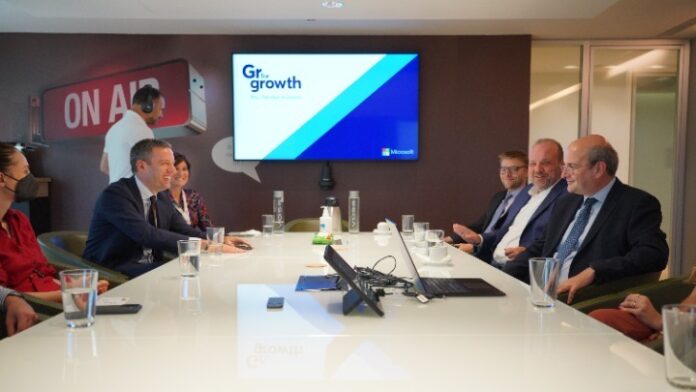 Χατζηδάκης - Microsoft