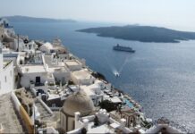 Wiener Zeitung: Πρώτη επιλογή η Ελλάδα για τους Αυστριακούς ταξιδιώτες, σύμφωνα με την TUI