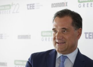 Και ο Άδωνις διαβάζει #economixGR