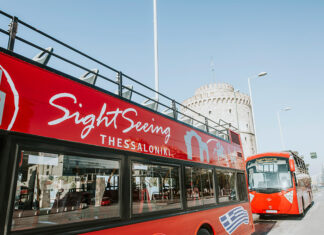 Θεσσαλονίκη: Συνολικά διακόσιες πενήντα χιλιάδες τουρίστες ανέβηκαν στα κόκκινα λεωφορεία της Thessaloniki Sightseeing