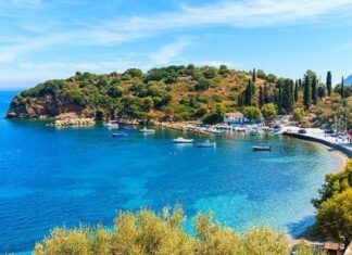 ΔΥΠΑ: Λήγουν την Κυριακή (30/6) τα voucher κοινωνικού τουρισμού 2023-2024