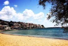 Οι Βρετανοί ταξιδιώτες ψήφισαν Άνδρο ως τον καλύτερο περιπατητικό προορισμό της Ελλάδας για το 2025