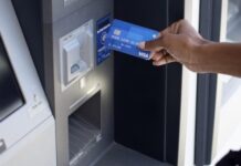 Δίχως χρεώσεις από σήμερα οι αναλήψεις στα ΑΤΜ ελληνικών τραπεζών