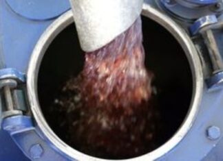 ΔΟΕ: Ώθηση των εναλλακτικών πηγών, πιθανή κορύφωση του πετρελαίου «περί το 2030»