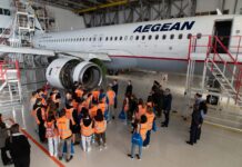 Με επιδείξεις αεροσκαφών συμμετείχε και φέτος η AEGEAN στη γιορτή της Πολεμικής Αεροπορίας