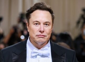 Να φύγει ο Μασκ από εκτελεστικός διευθυντής του Twitter ψήφισαν οι χρήστες του