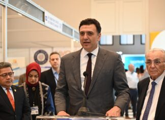 Κικίλιας: «Η επιμήκυνση της τουριστικής περιόδου έγινε πράξη και στην Αθήνα»