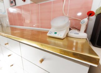 Επιχάλκωση του Κέντρου Υγείας Οινοφύτων με αντιμικροβιακό χαλκό, δωρεά της ElvalHalcor και του Ελληνικού Ινστιτούτου Ανάπτυξης Χαλκού