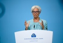 Νέα αύξηση των επιτοκίων της ΕΚΤ, προανήγγειλε η Λαγκάρντ