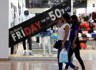 ΕΣΕΕ: Σχεδόν οι 5 στις 10 επιχειρήσεις είχαν αύξηση πωλήσεων, συγκριτικά με πέρυσι, στη “Black Friday”