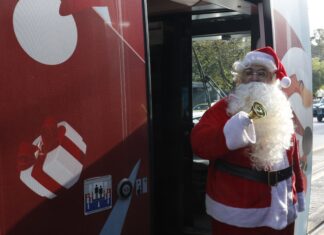 Ο γιορτινός σταθμός τραμ ξεκίνησε τις διαδρομές του (εικόνες – βίντεο)