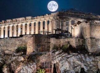 Βασ. Κικίλιας: Η χρονιά για τον τουρισμό θα κλείσει με 3 δισ. ευρώ παραπάνω