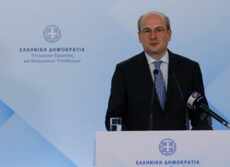 Κ. Χατζηδάκης: Σε λειτουργία ο θεσμός των υπαλλήλων ροής και υποδοχής στον ΕΦΚΑ