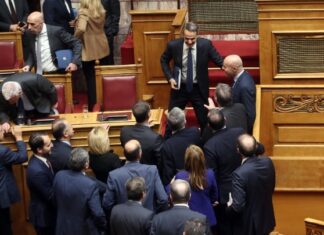 Απορρίφθηκε με 156 “Όχι” η πρόταση δυσπιστίας κατά της κυβέρνησης που υπέβαλε ο ΣΥΡΙΖΑ