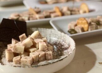 Ιωάννινα: Η σοκολάτα συναντά το τυρί – Το ξεχωριστό νέο προϊόν που παράγεται στην Ήπειρο