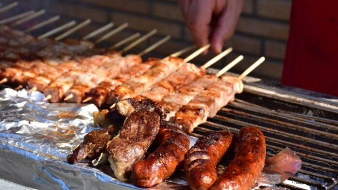 τσικνοπέμπτη