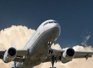 Άνοδος κατά 4,5% στην επιβατική κίνηση και 3,7% στις κινήσεις αεροσκαφών στο εννιάμηνο του 2025 για τα αεροδρόμια της Ελλάδας