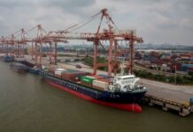 ΠΣΕ: Αύξηση 2,9% των ελληνικών εξαγωγών, χωρίς τα πετρελαιοειδή, στο εννεάμηνο του 2025 – Δυναμικά συνεχίζει ο κλάδος τροφίμων (10,2%)