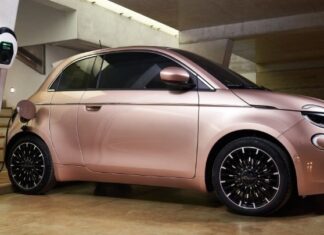 Το αμιγώς ηλεκτρικό Fiat 500 ενισχύει την προσπάθεια να μειωθούν οι ρύποι από τα αυτοκίνητα